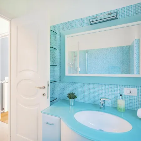 Διαμέρισμα Art By Wonderful Italy *